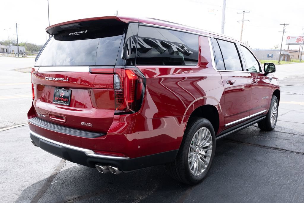 New 2026 GMC Yukon XL Denali w/ Sun & Power Step Package AWD/4WD image 5