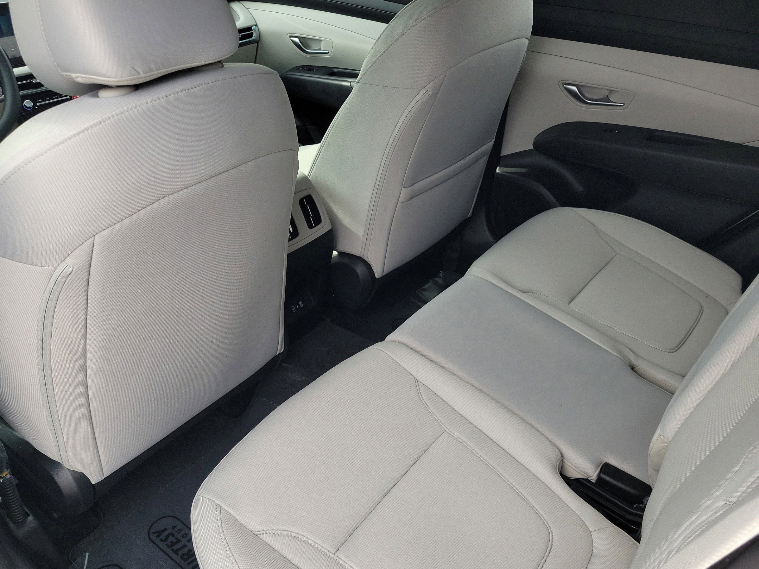 New 2026 Hyundai Tucson SEL FWD image 7
