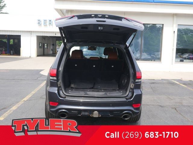 Used 2016 Jeep Grand Cherokee SRT AWD/4WD image 15