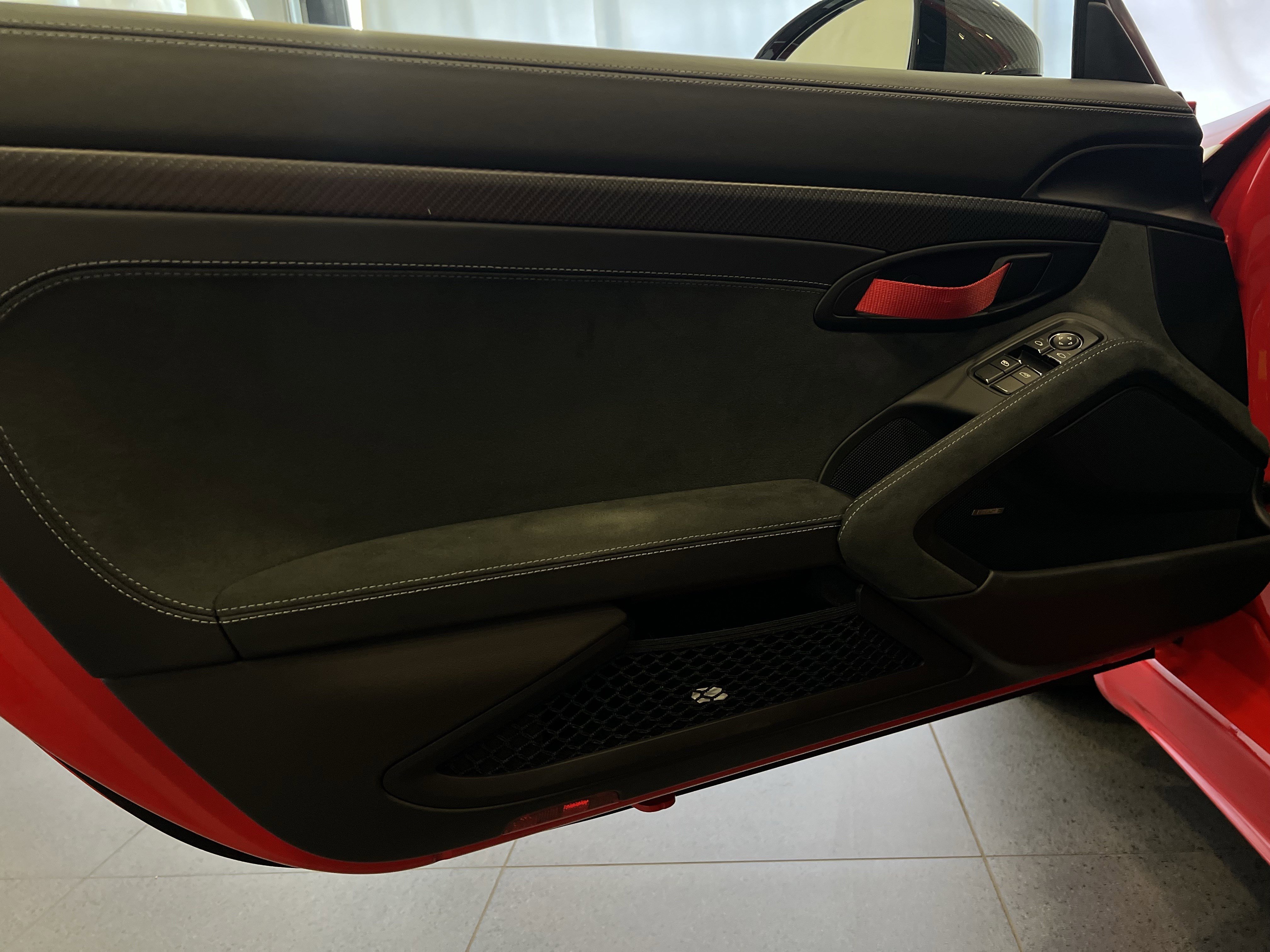 Used 2025 Porsche 718 Cayman GT4 RS image 15