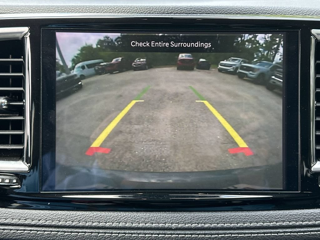 Used 2023 Chrysler Pacifica Limited FWD image 15