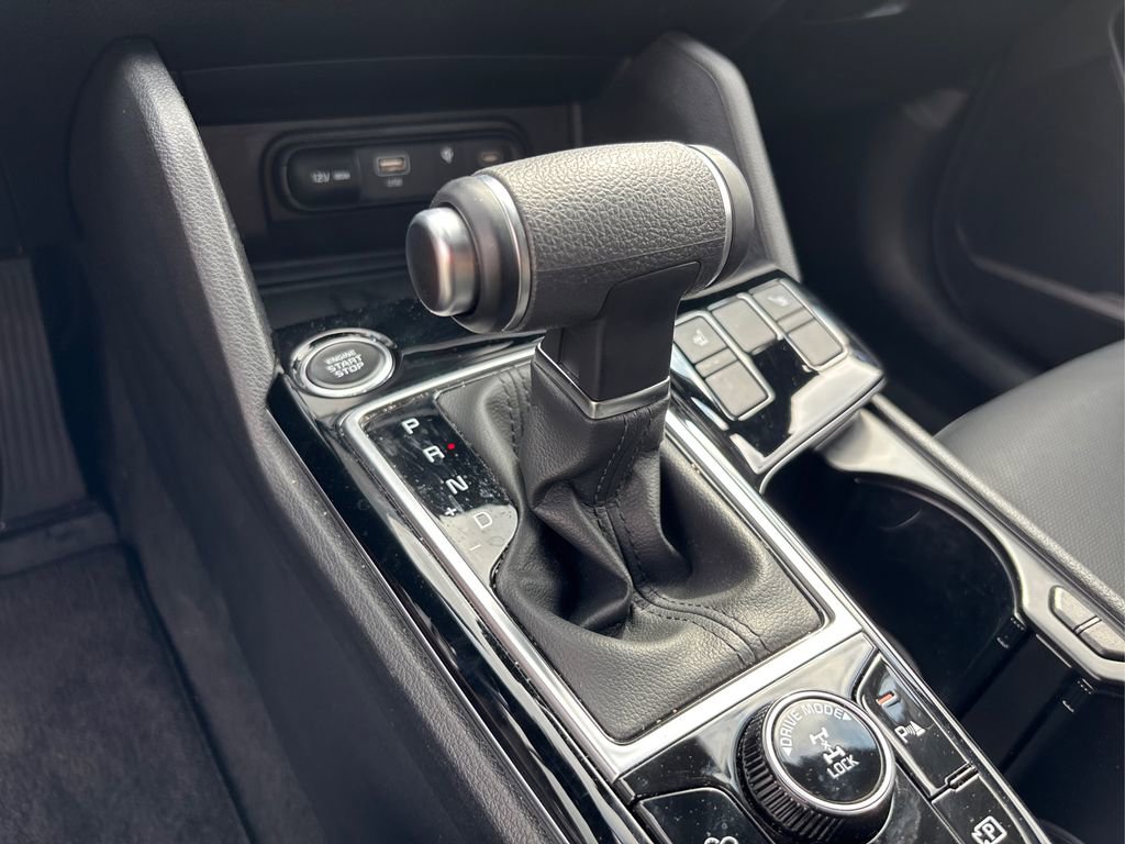 Used 2025 Kia Sportage X-Line w/ Premium Package image 35