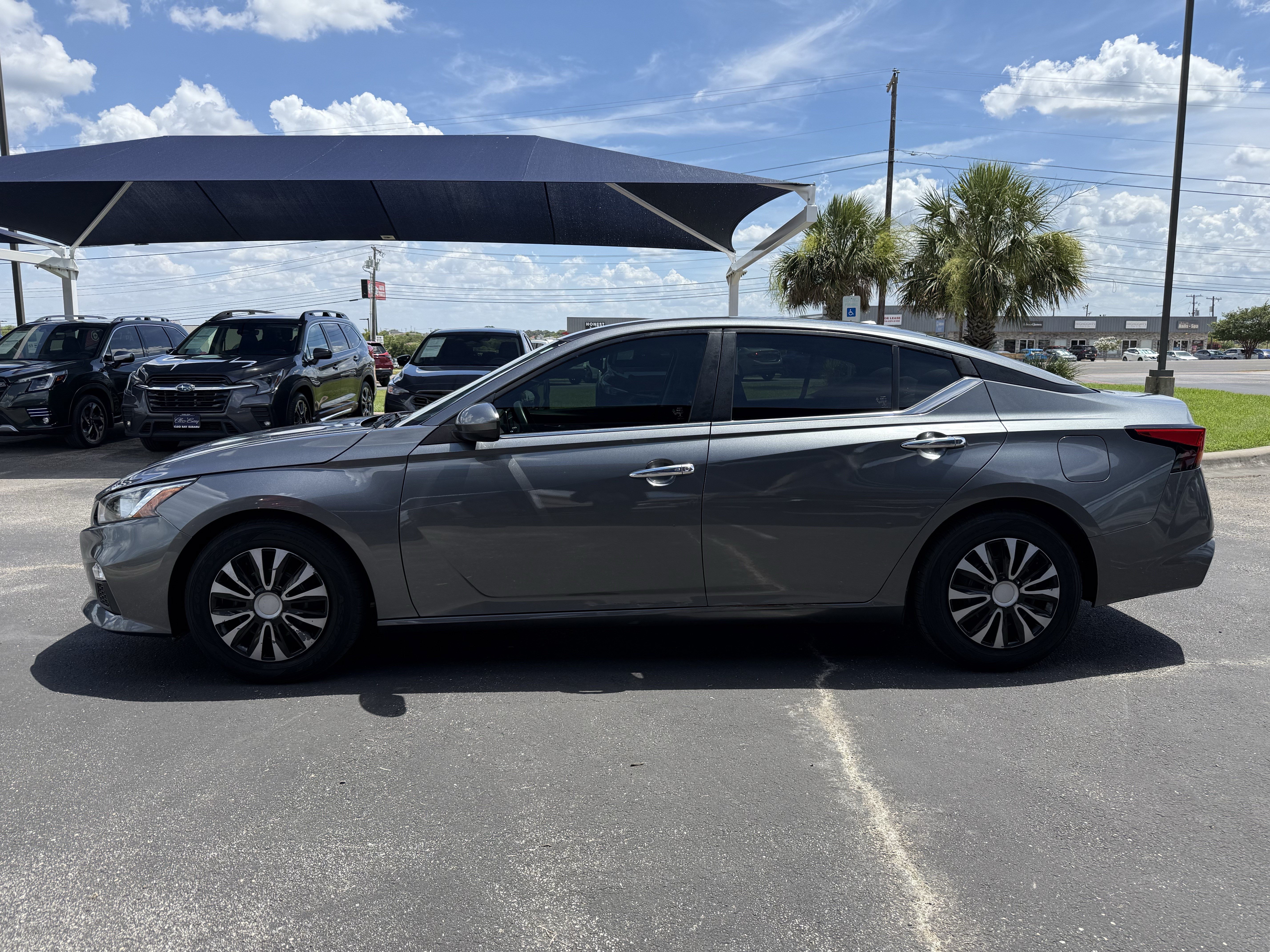 Used 2020 Nissan Altima 2.5 S FWD image 7