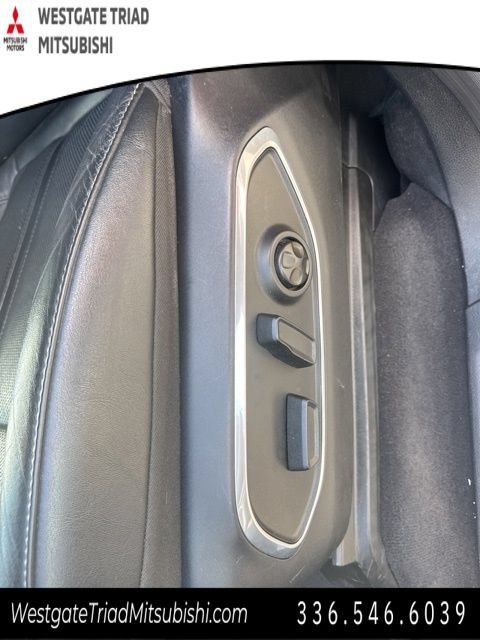 Used 2023 Jeep Wagoneer L Series II AWD/4WD image 12