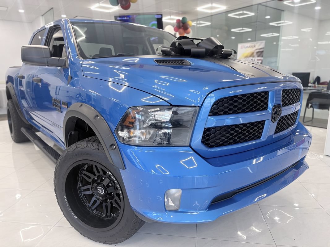Used 2019 RAM 1500 Express w/ Hydro Blue Sport Package AWD/4WD image 3