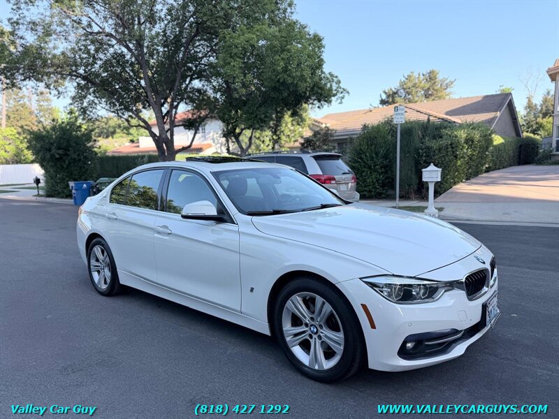 Used 2018 BMW 330e RWD image 3