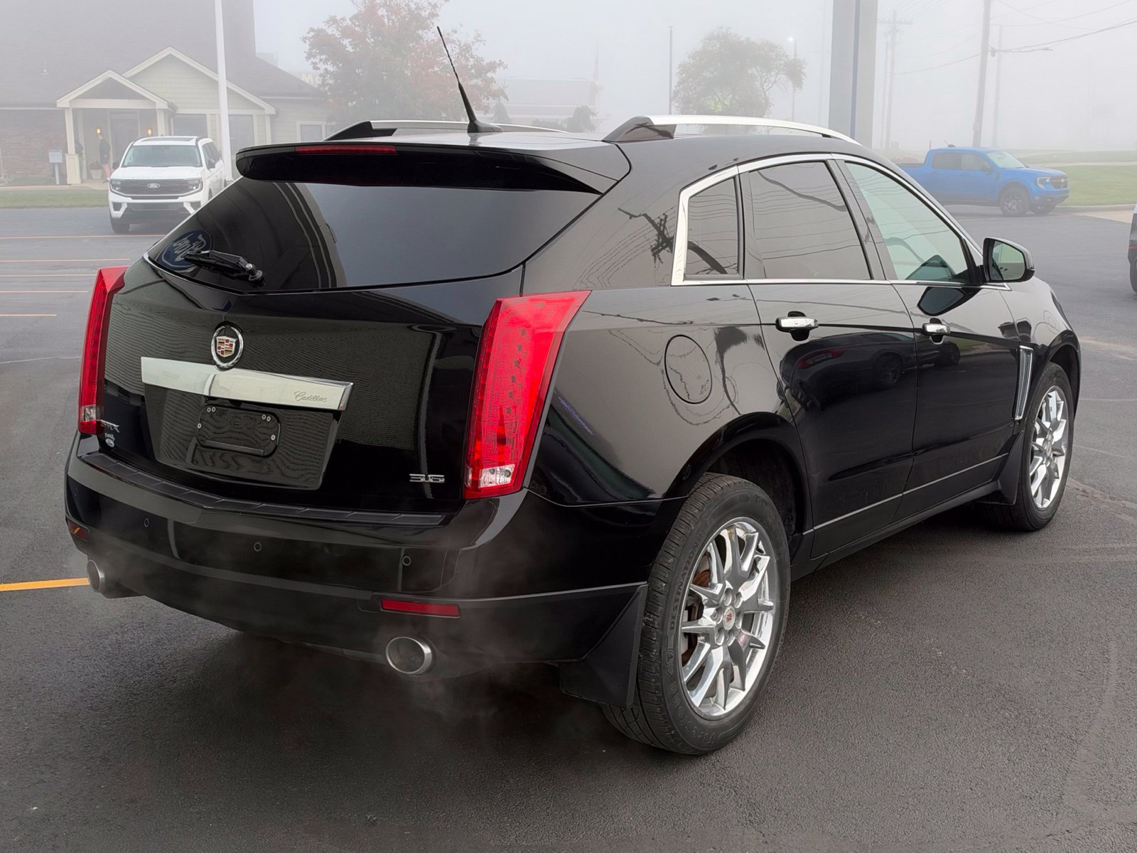 Used 2014 Cadillac SRX Performance w/ Driver Awareness Package FWD image 10