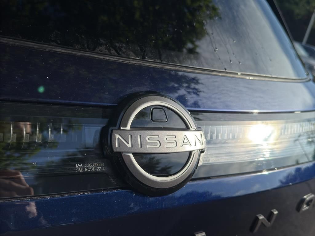 New 2025 Nissan Murano Platinum w/ Cargo Package image 12