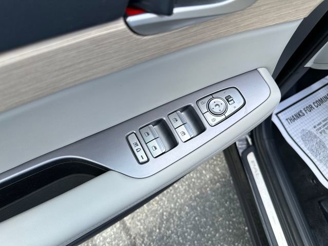 Used 2024 Hyundai Palisade Limited image 11
