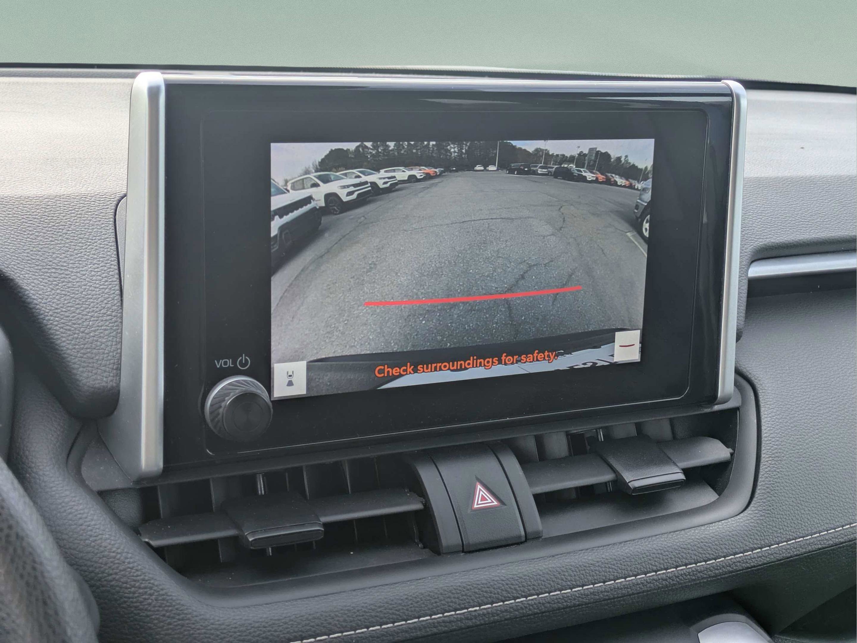 Used 2024 Toyota RAV4 XLE FWD image 22