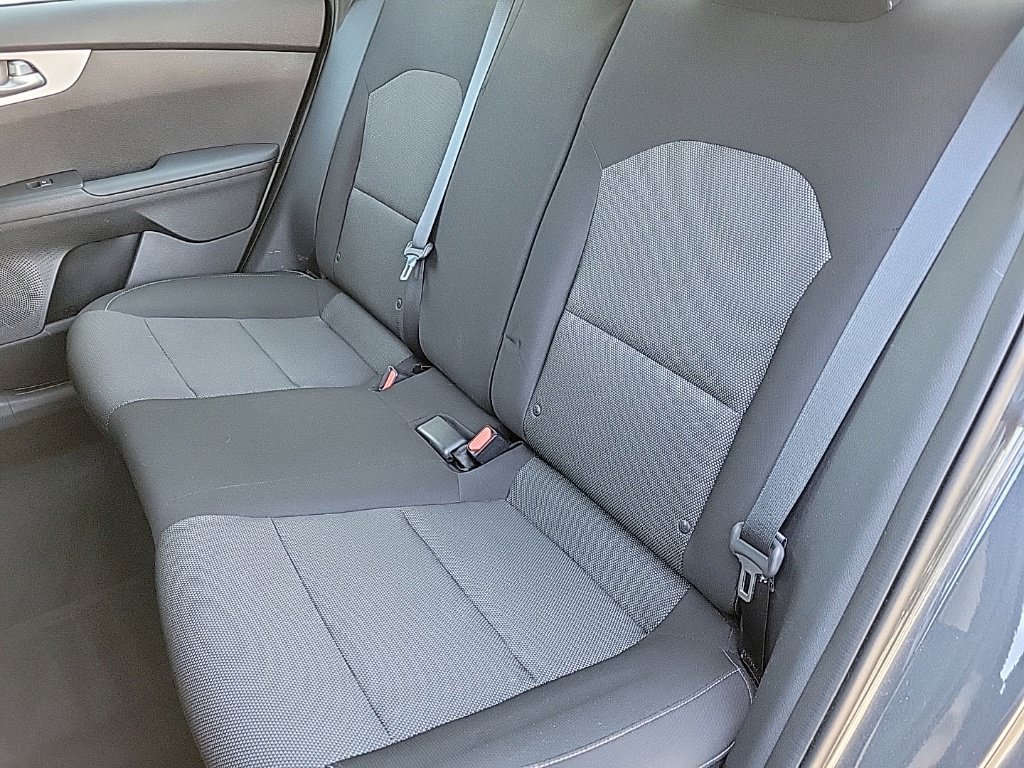 Used 2024 Kia Forte LXS w/ LXS Technology Package FWD image 14
