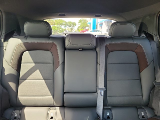 Certified 2024 Chevrolet Equinox EV RS FWD image 14