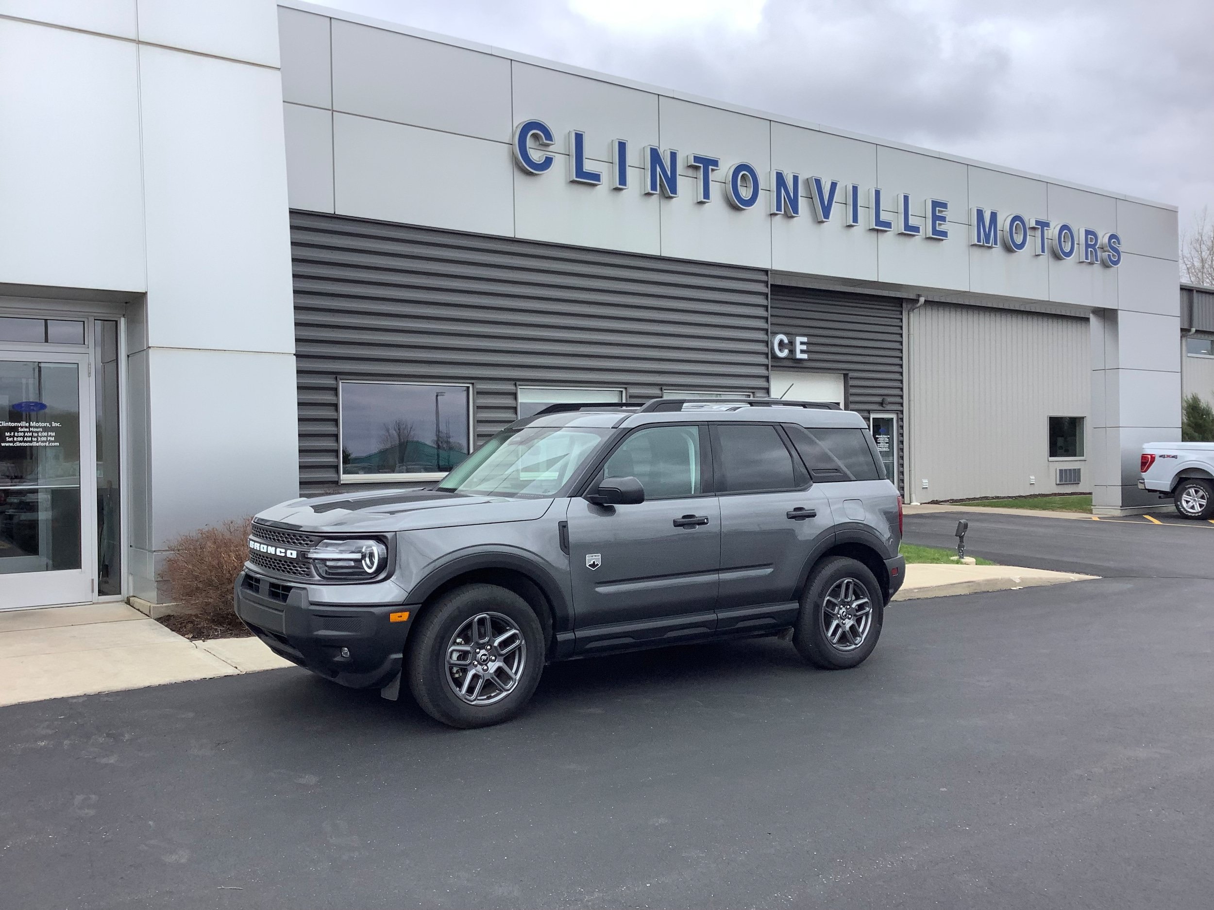 Used 2025 Ford Bronco Sport Big Bend w/ Convenience Package AWD/4WD image 1