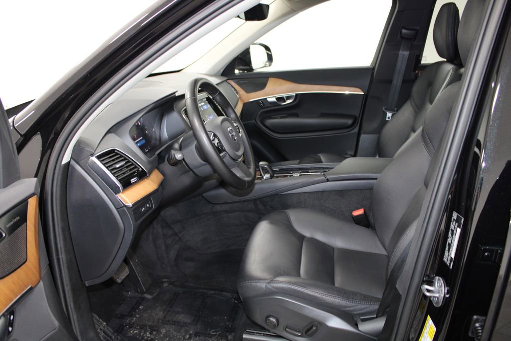 Used 2024 Volvo XC90 T8 Plus w/ Protection Package Premier AWD/4WD image 22