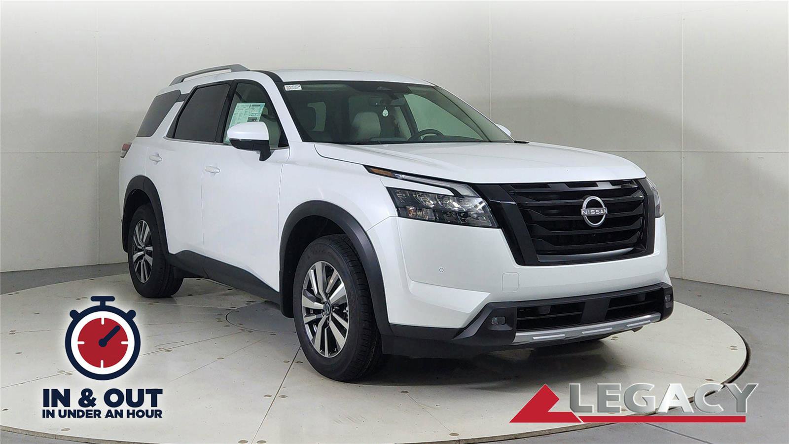 Used 2025 Nissan Pathfinder SL w/ Black Appearance Package image 1