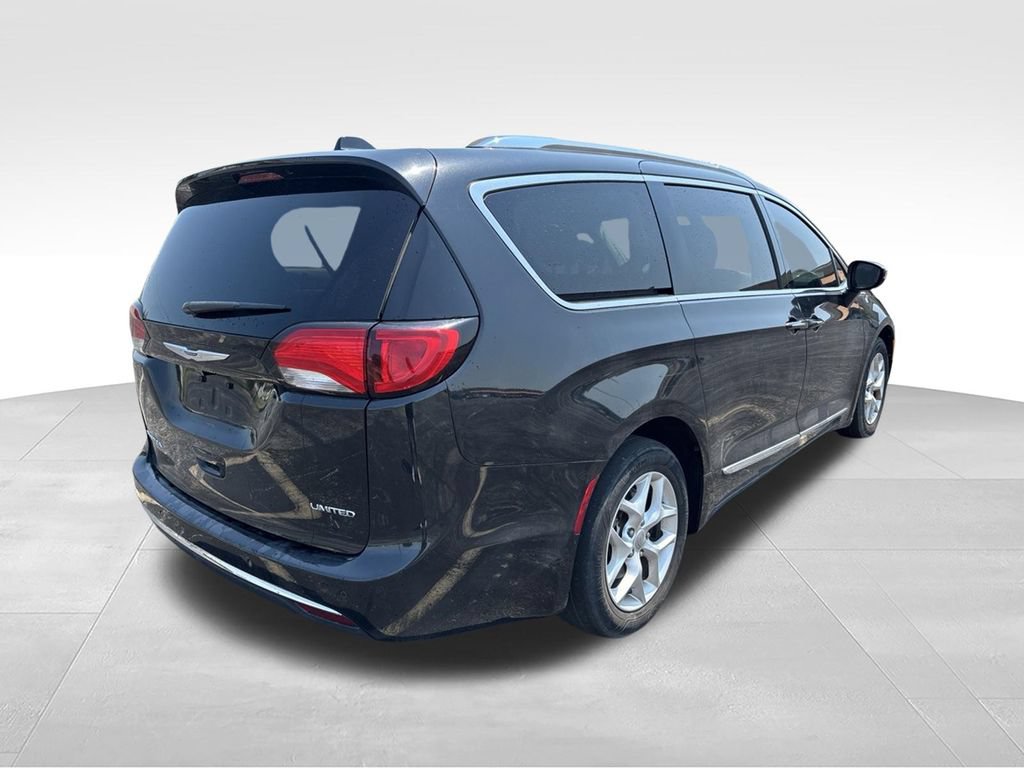Used 2020 Chrysler Pacifica Limited FWD image 5
