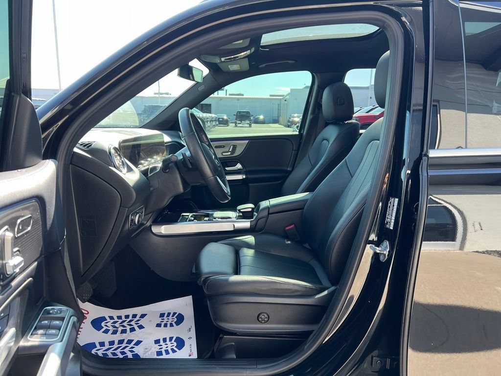 Certified 2020 Mercedes-Benz GLB 250 4MATIC image 9