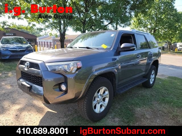 Used 2017 Toyota 4Runner SR5 Premium AWD/4WD image 3