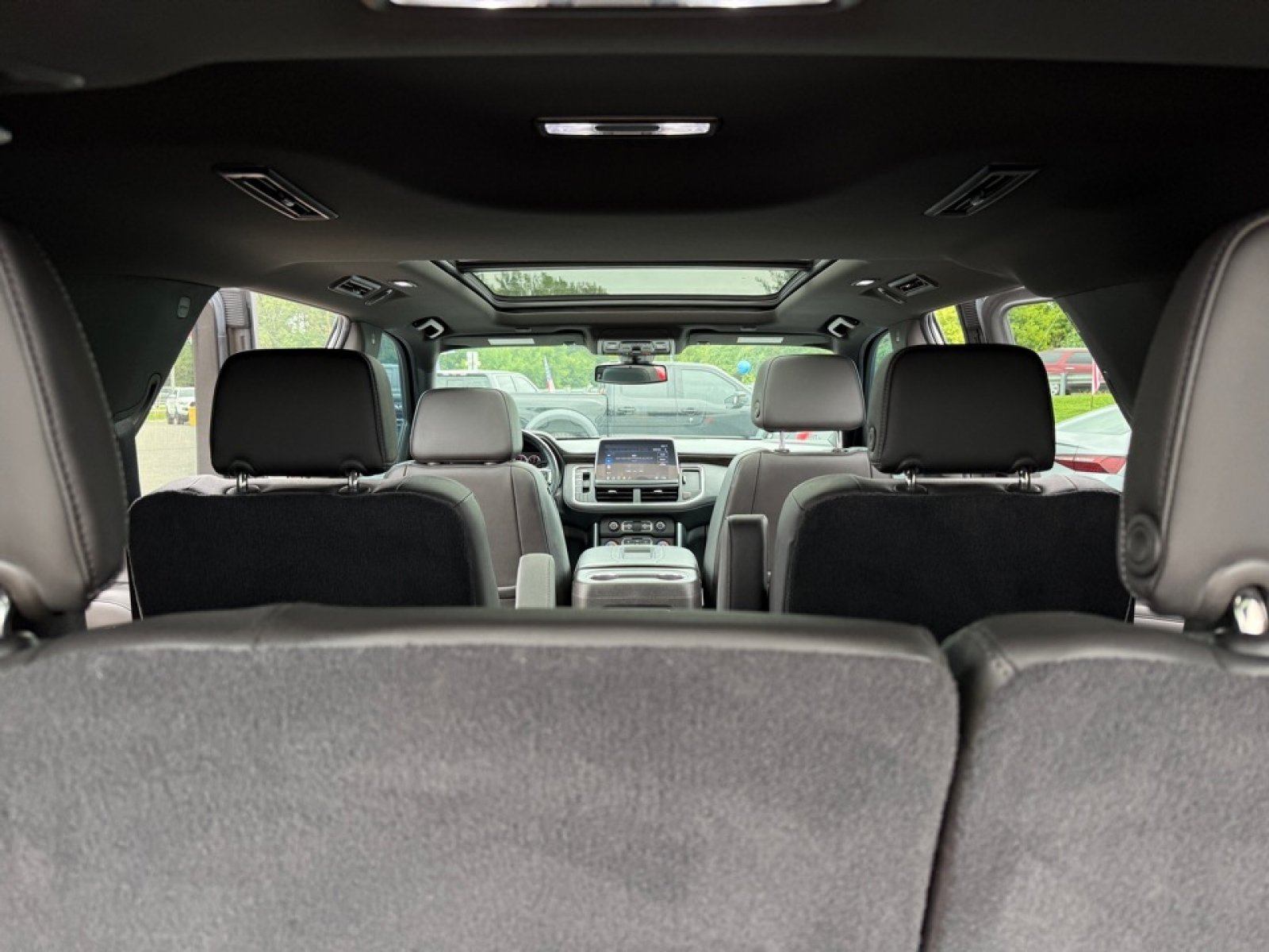 Used 2021 Chevrolet Tahoe LT w/ LT Signature Package AWD/4WD image 34