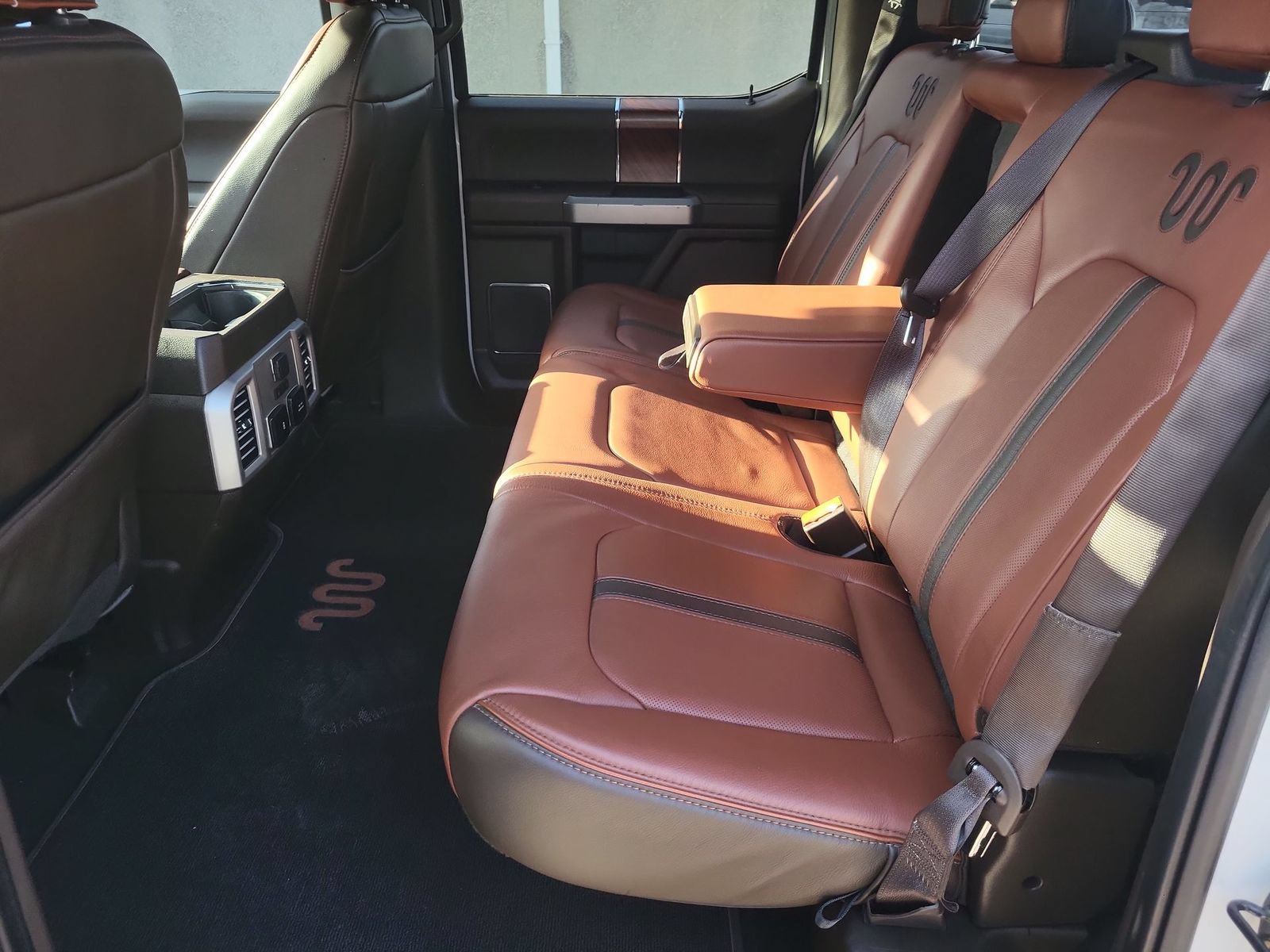 Used 2019 Ford F150 King Ranch w/ Equipment Group 601A Luxury AWD/4WD image 24