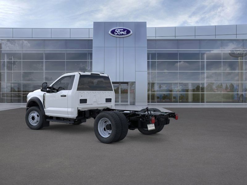 New 2025 Ford F550 4x4 Regular Cab Super Duty image 4