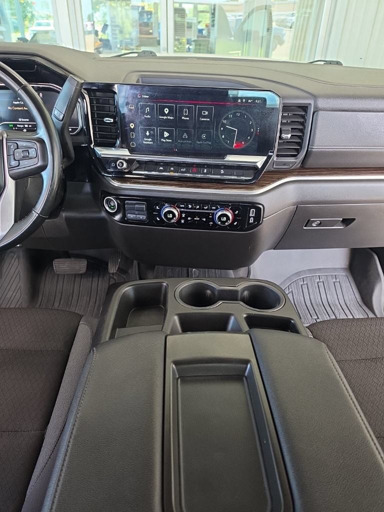 Used 2024 GMC Sierra 1500 SLE AWD/4WD image 17