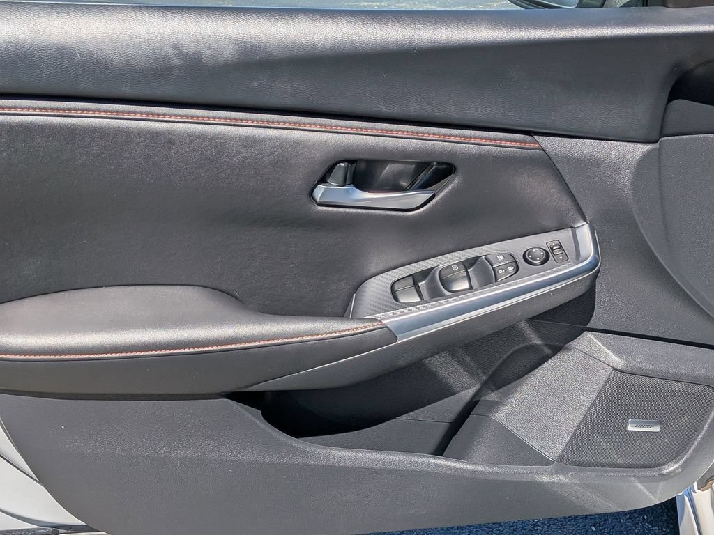 Used 2024 Nissan Sentra SR w/ SR Premium Package FWD image 9