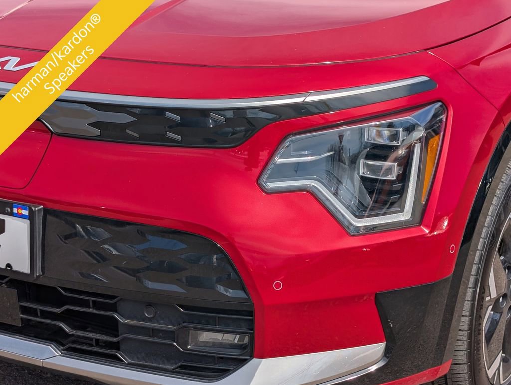 Certified 2025 Kia Niro Wave w/ Wave Preserve Package image 11