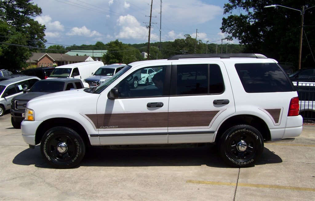 Used 2005 Ford Explorer XLS AWD/4WD image 5