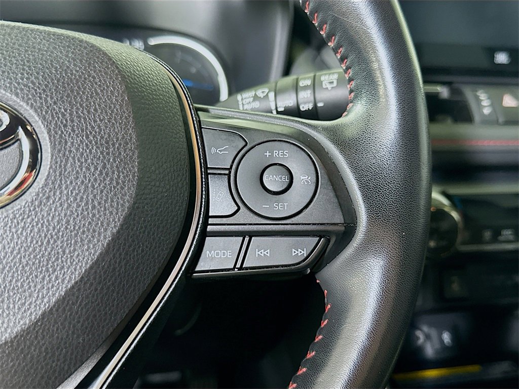 Used 2021 Toyota RAV4 XSE image 19