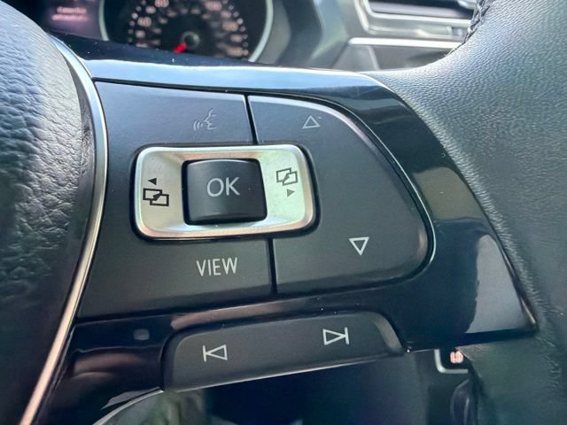 Used 2020 Volkswagen Tiguan SE FWD image 44