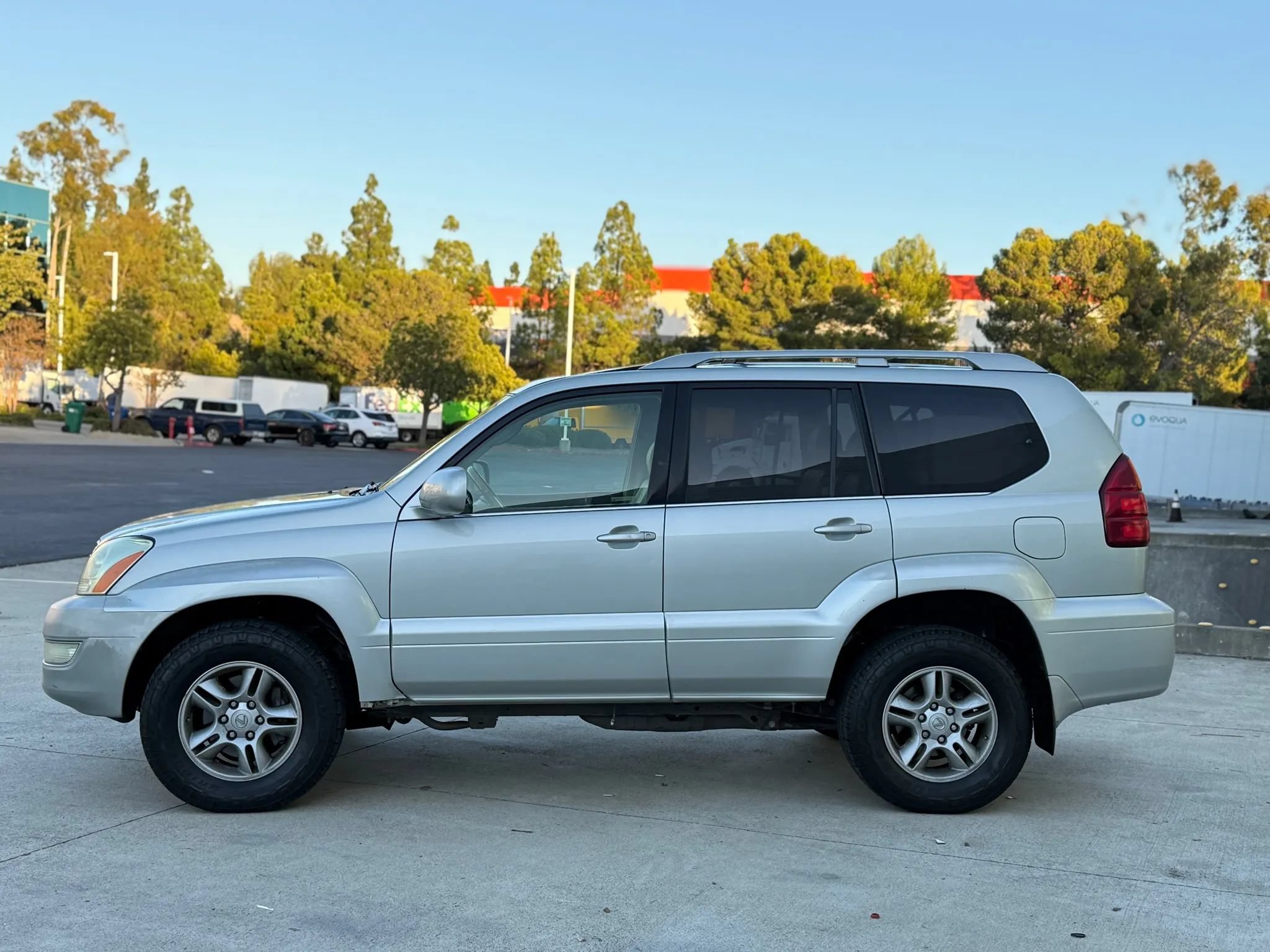 Used 2003 Lexus GX 470 AWD/4WD image 9