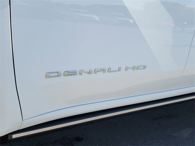 New 2026 GMC Sierra 3500 Denali w/ Denali Reserve Package image 14