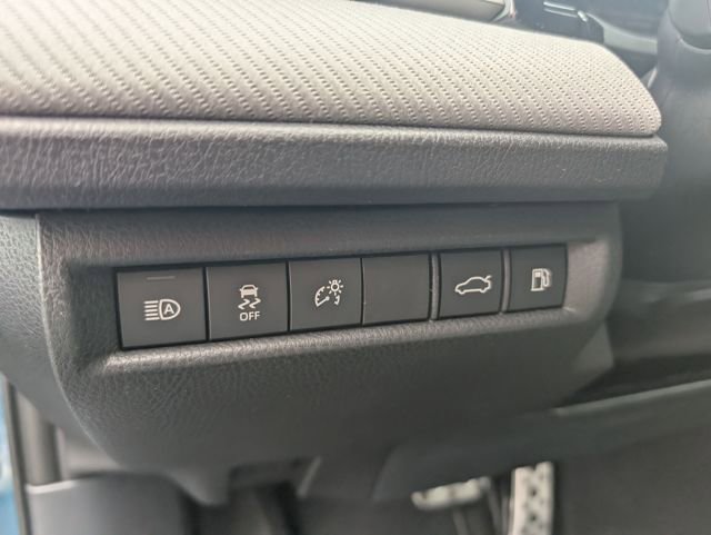 New 2026 Toyota Camry SE w/ Convenience Package image 16