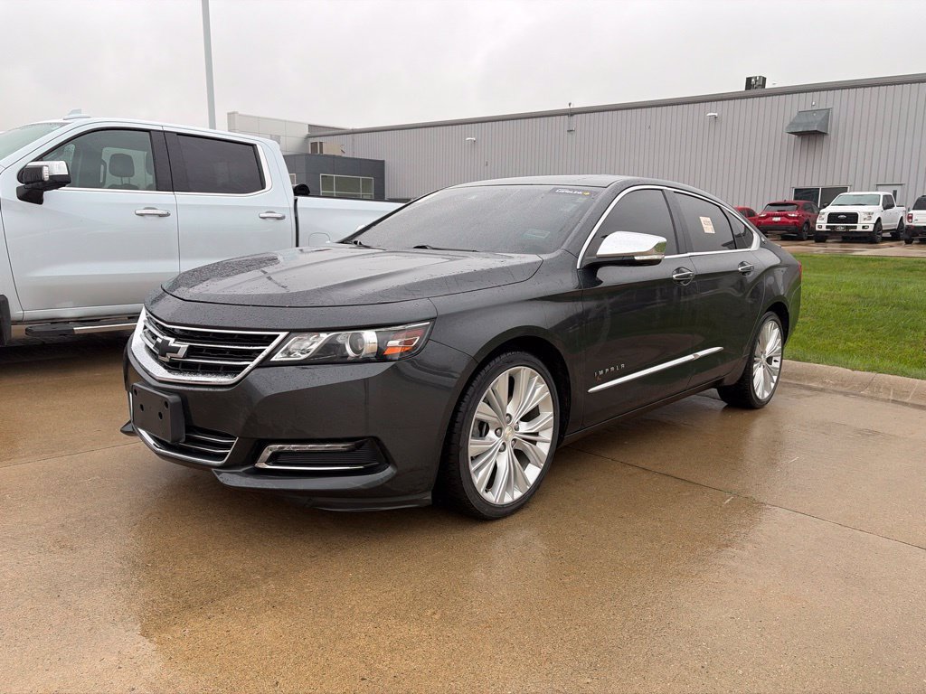 Used 2015 Chevrolet Impala LTZ FWD image 2