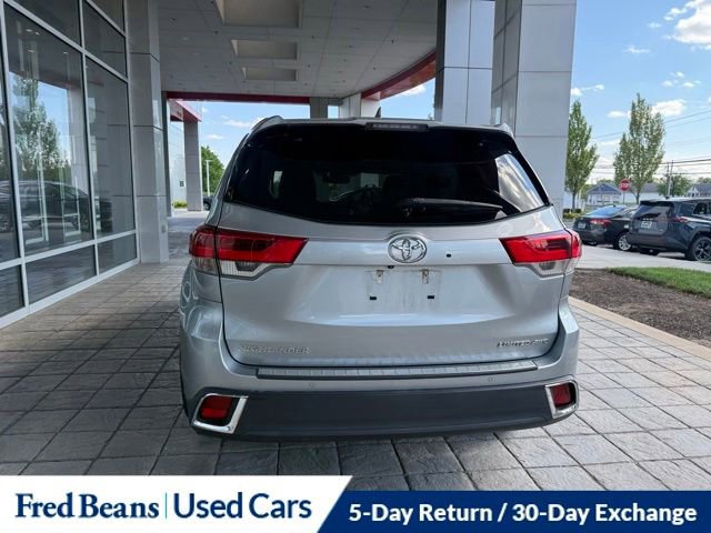 Used 2019 Toyota Highlander Limited AWD/4WD image 7