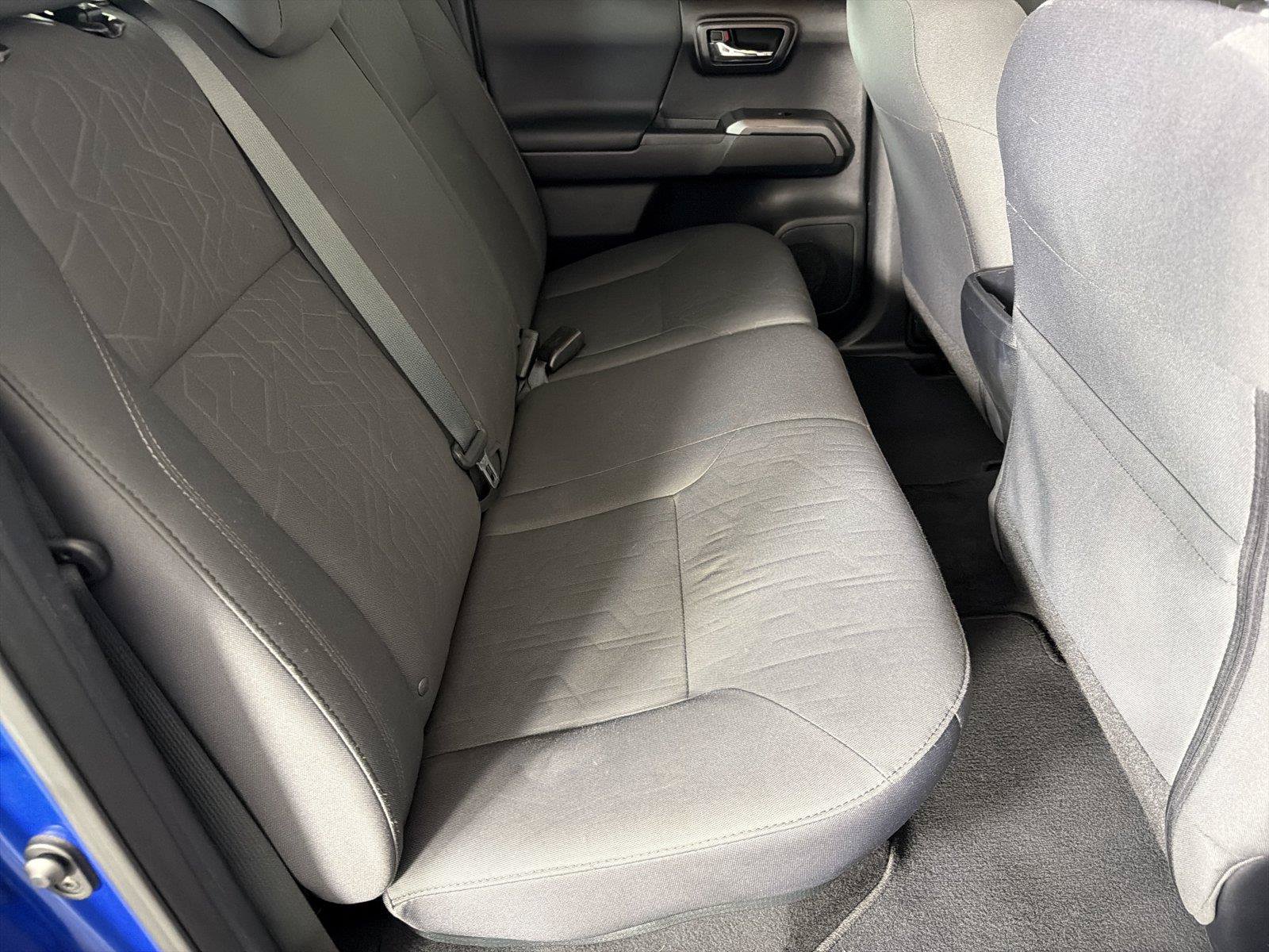 Used 2018 Toyota Tacoma TRD Sport RWD image 13