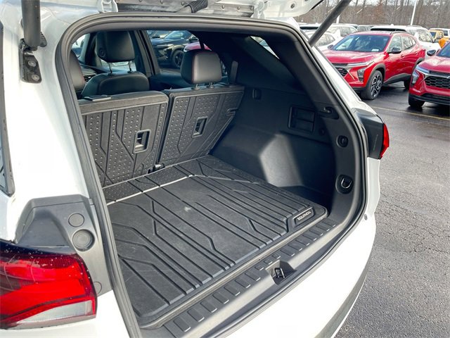 Certified 2022 Chevrolet Equinox RS w/ Infotainment Package image 26