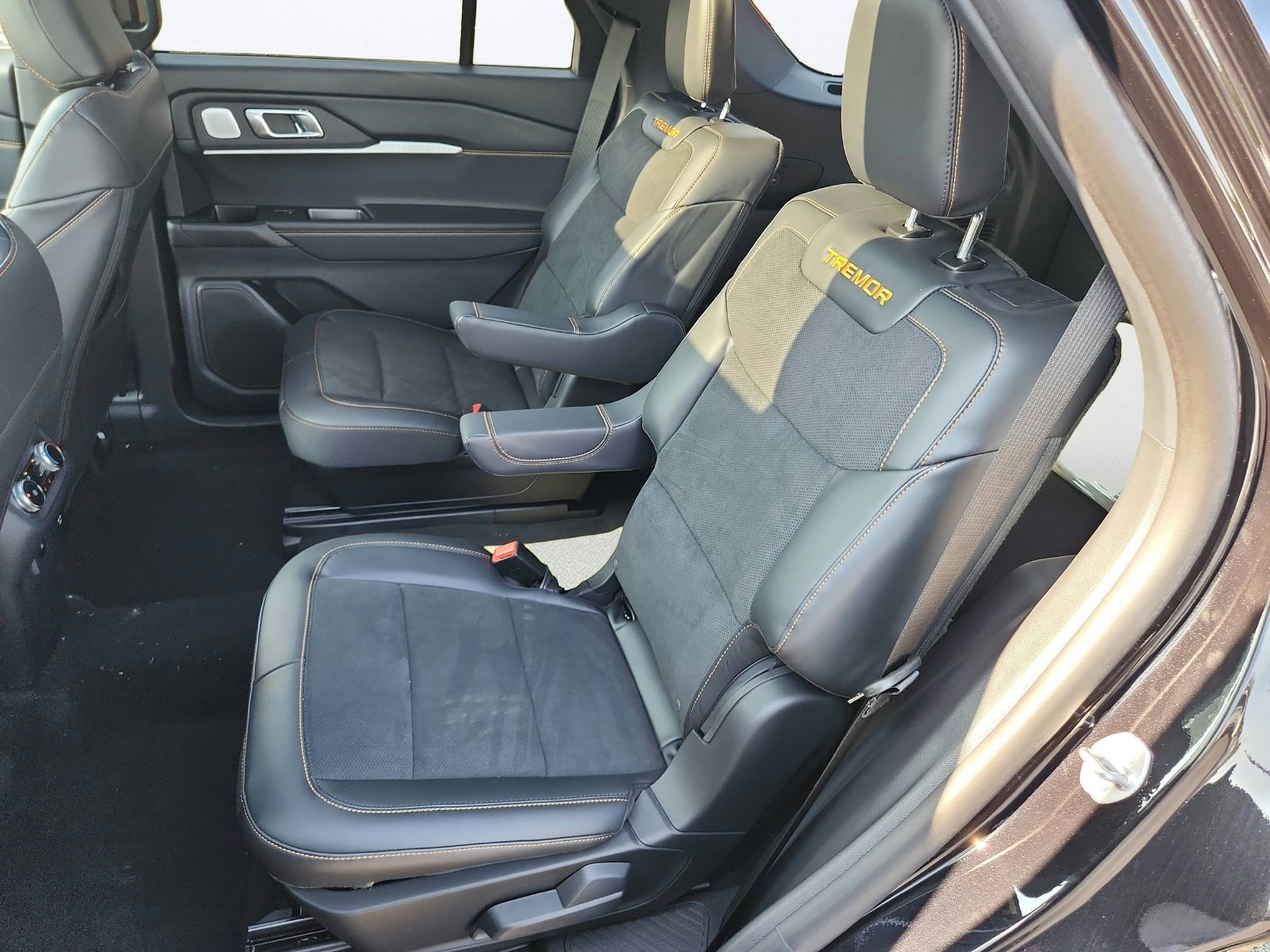 New 2026 Ford Explorer Tremor w/ Tremor Ultimate Package AWD/4WD image 25