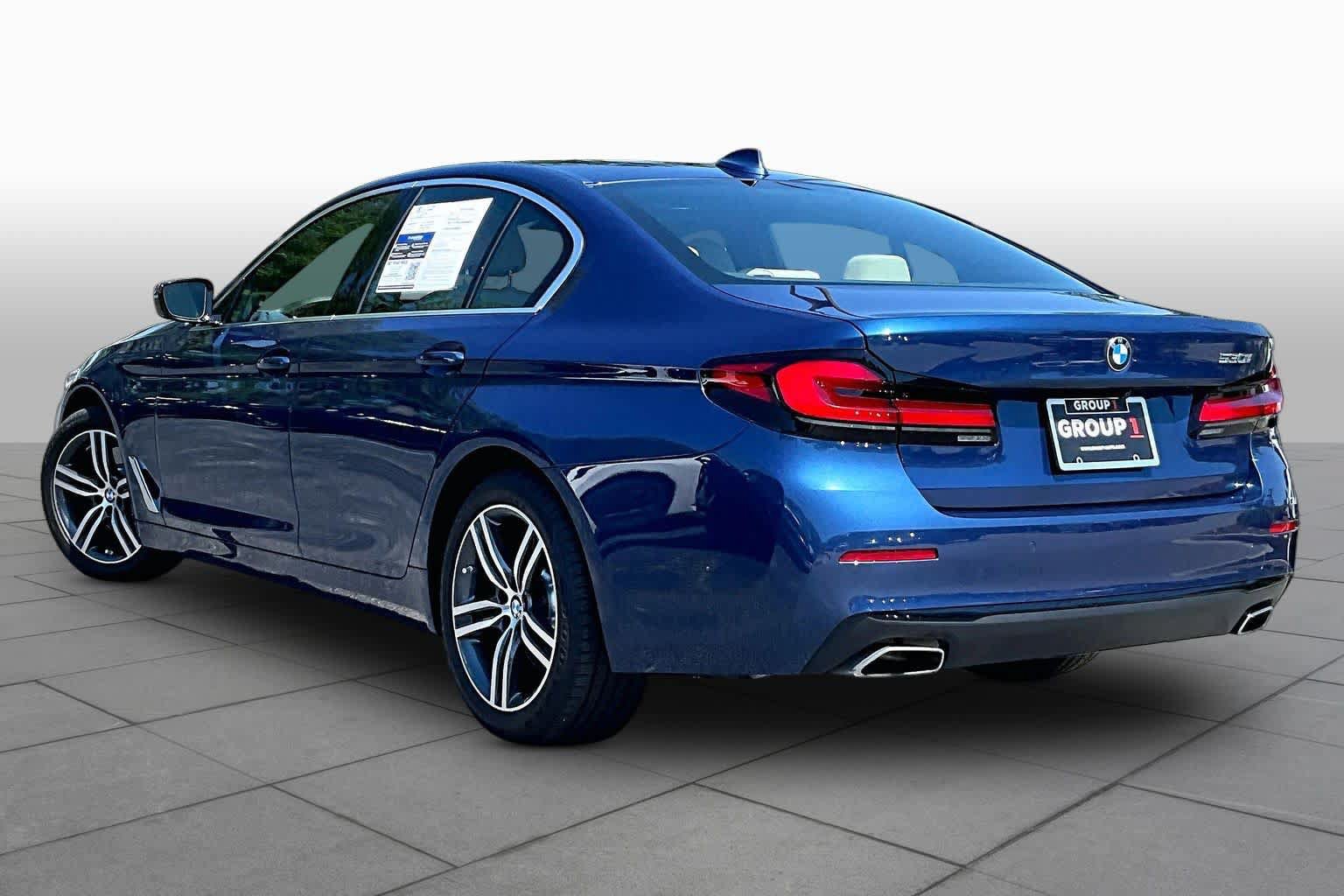 Used 2023 BMW 530i w/ Premium Package RWD image 12