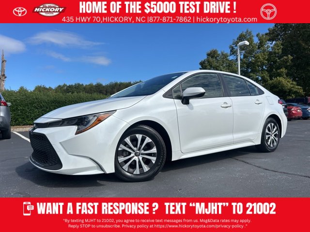 Used 2022 Toyota Corolla LE
