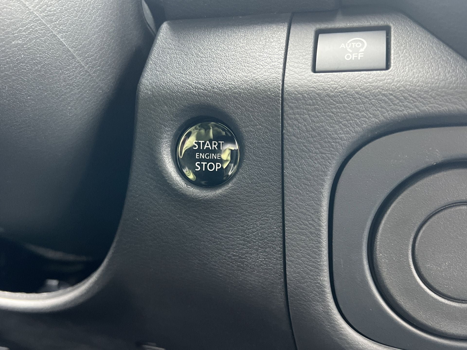 New 2026 Nissan Frontier SV w/ SV Convenience Package RWD image 6