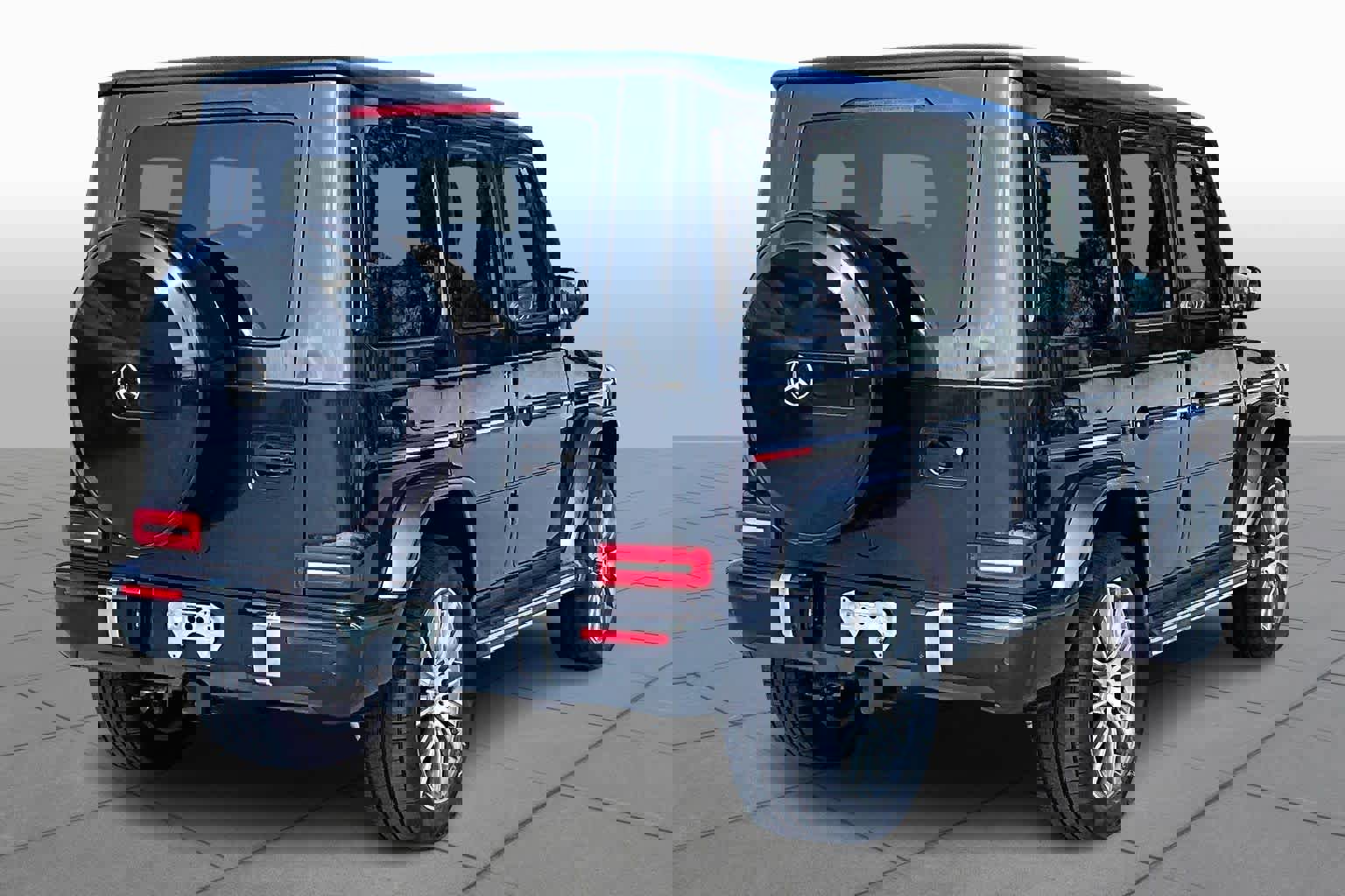 Used 2021 Mercedes-Benz G 550 image 11