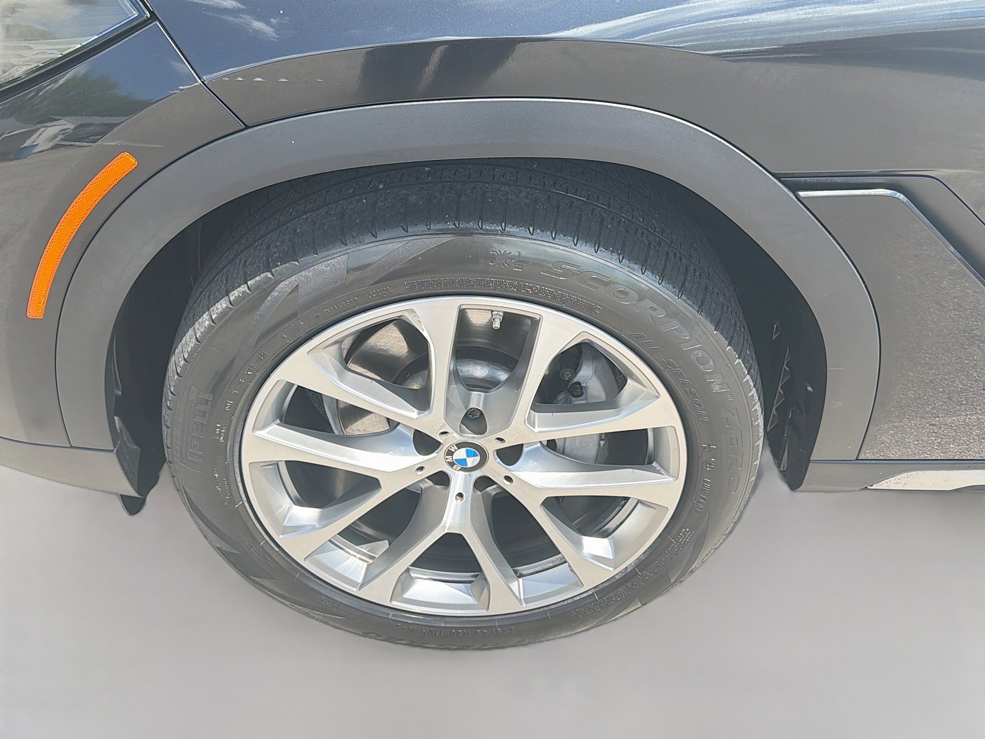 Used 2022 BMW X6 xDrive40i w/ Premium Package AWD/4WD image 37