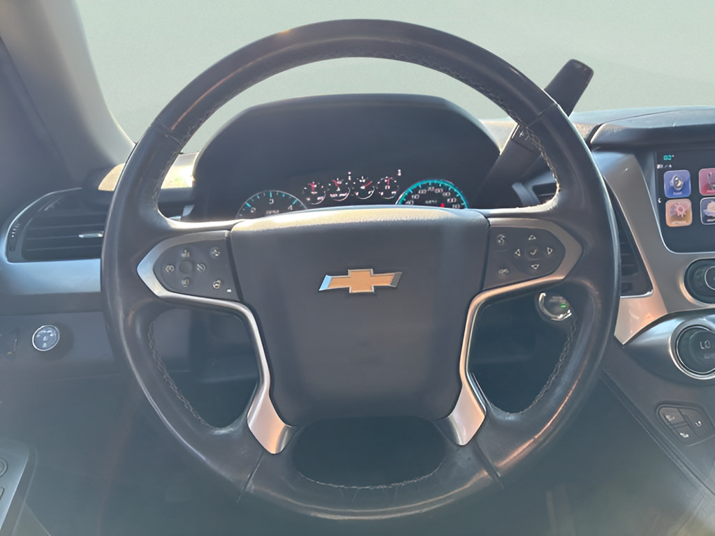 Used 2017 Chevrolet Suburban Premier RWD image 20