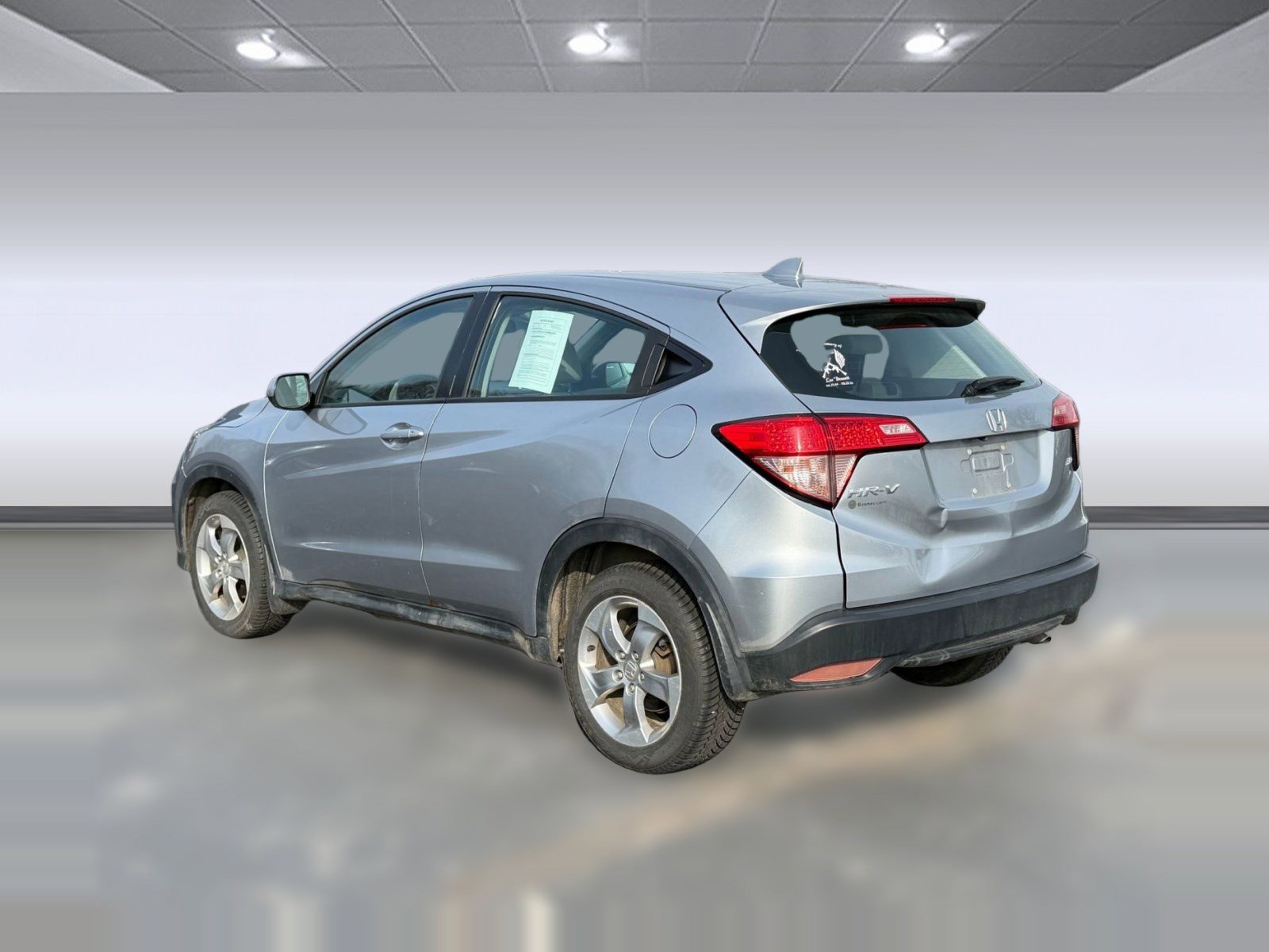 Used 2018 Honda HR-V LX image 3
