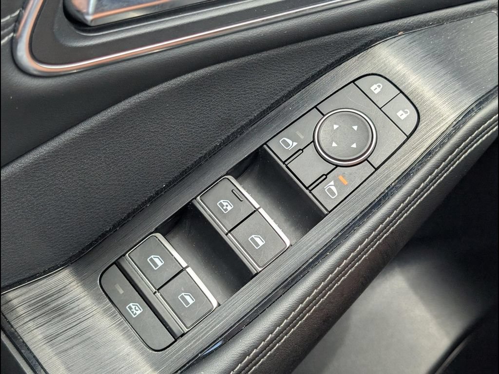 Used 2023 Nissan Rogue Platinum w/ Platinum Premium Package AWD/4WD image 11