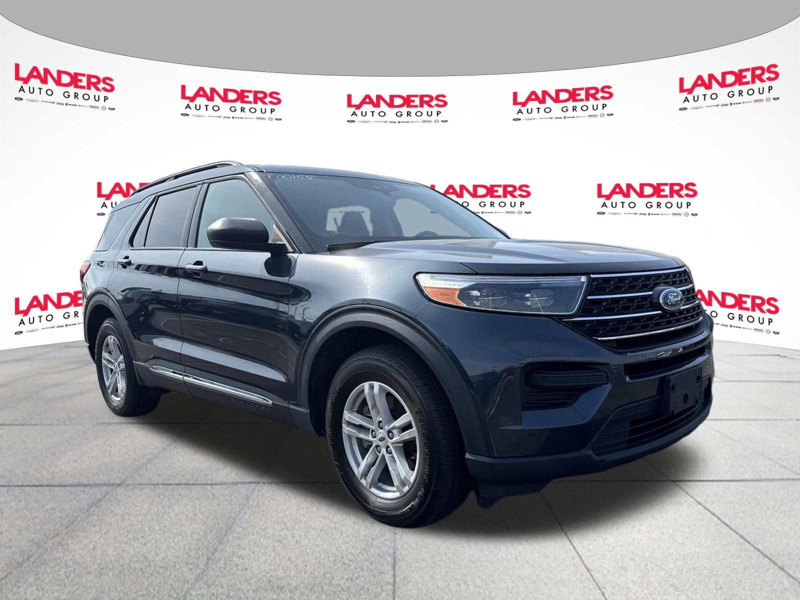 Used 2022 Ford Explorer XLT RWD image 1