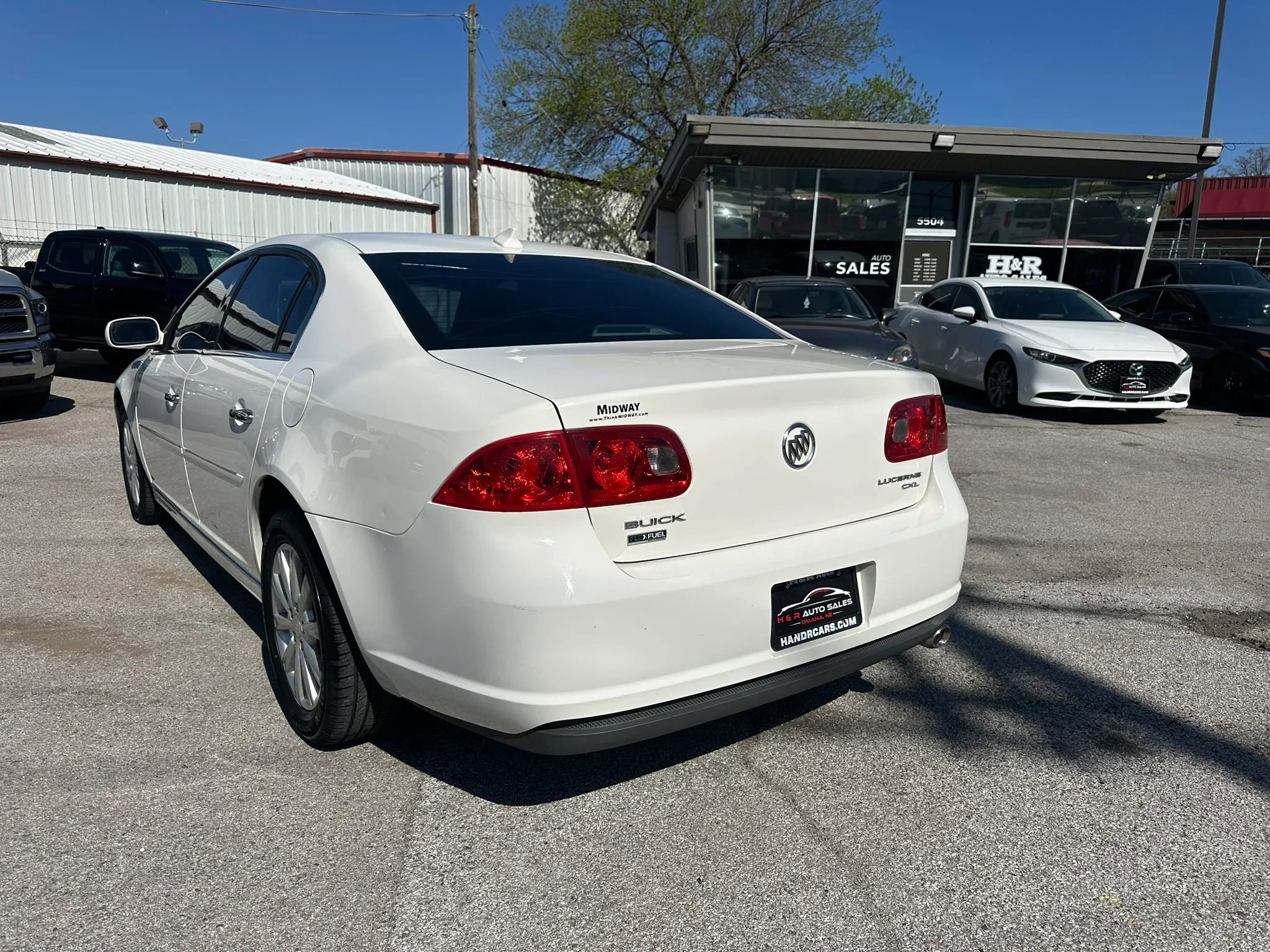 Used 2010 Buick Lucerne CXL FWD image 5