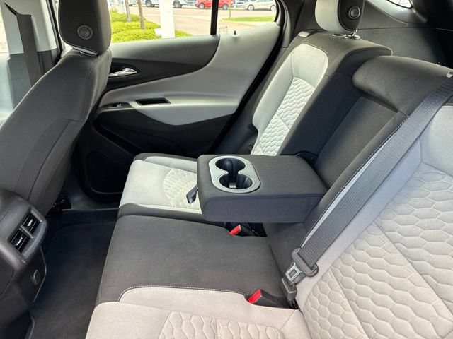 Used 2018 Chevrolet Equinox LS AWD/4WD image 14